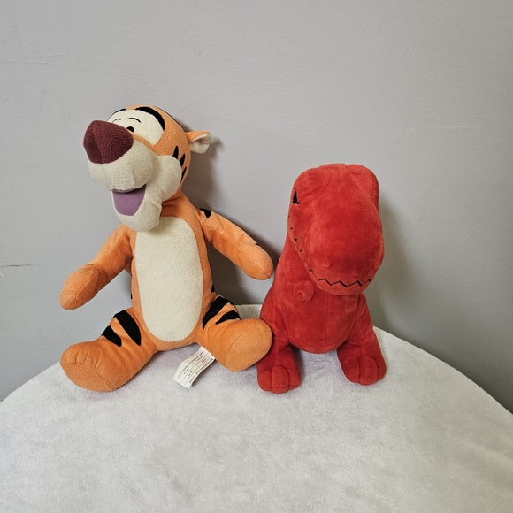 Disney Plush Trio - Black Mickey, Orange Tigger, Red Dinosaur - Picture 6 of 12